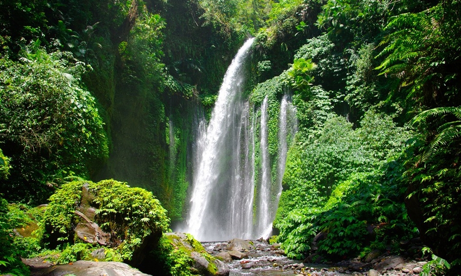 Air Terjun Sendang Gile wisata air terjun terindah di Indonesia