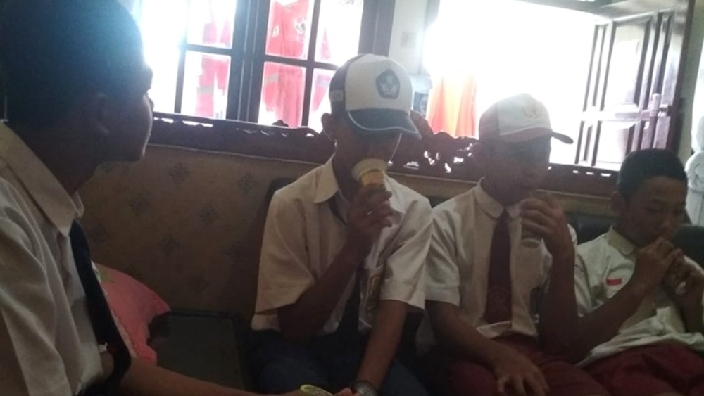 Empat Pramuka Kembalikan Dompet Temuan