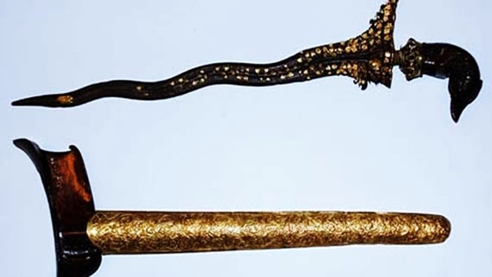 keris pusaka indonesia