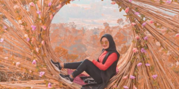 berfoto di pasir kirisik wisata guranteng