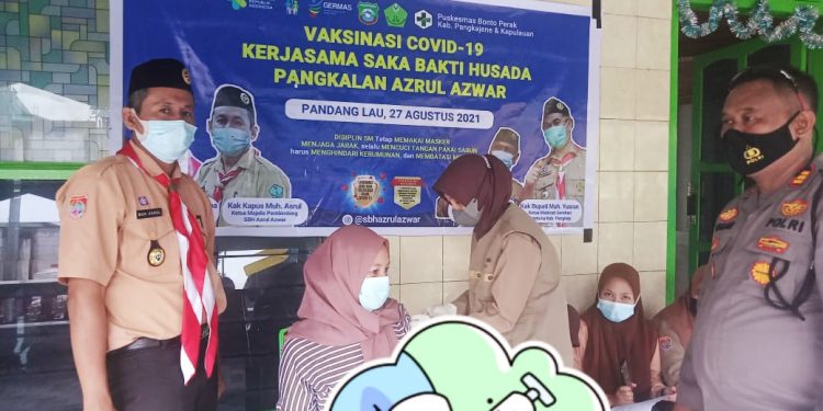 Pramuka SBH Ikut Bantu Pelaksanaan Vaksinasi Covid-19 di Pangkajene