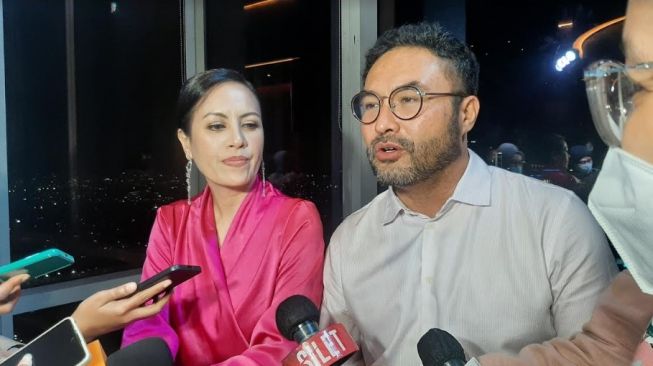 Surya Saputra dan Cynthia Lamusu. (Truestory, Scout.ID/Dini Afrianti)