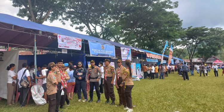 Saka Bhayangkara Kwarcab Poso Dukung Pelaksanaan Program Bunga Desa