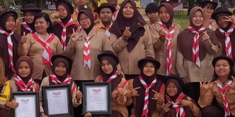 48 Peserta Ikuti Pelantikan Tingkatan Penggalang di Pangkalan Gugusdepan SMPN 3 Kembang Janggut