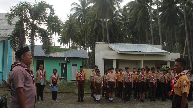 Gudep SMP Negeri 2 Tutuyan, Kwarda Sulawesi Utara Mengadakan Upacara dalam Rangka Hari Baden-Powell