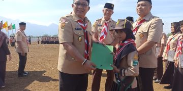 Penyerahan Piagam Pramuka Siaga Garuda oleh Bupati Tasikmalaya