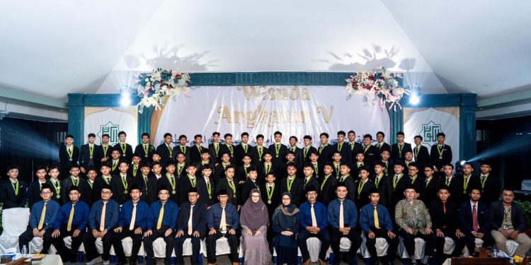 Al-Kautsar 561 Siapkan Lulusan Berdampak Untuk Masyarakat