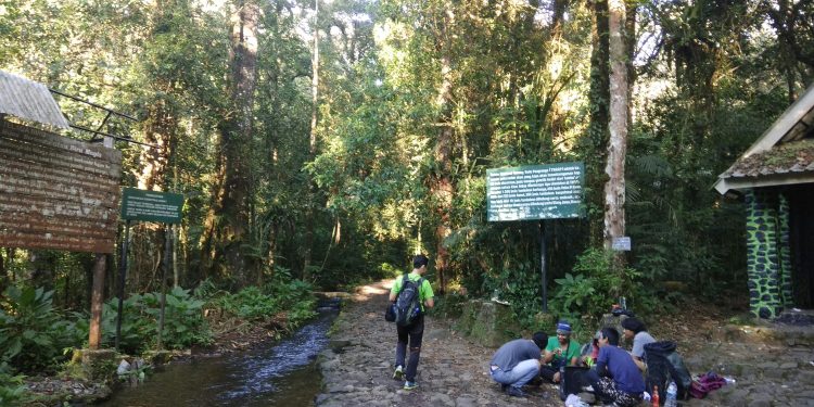 Pos Telaga Biru: Jejak Awal yang Menyejukkan